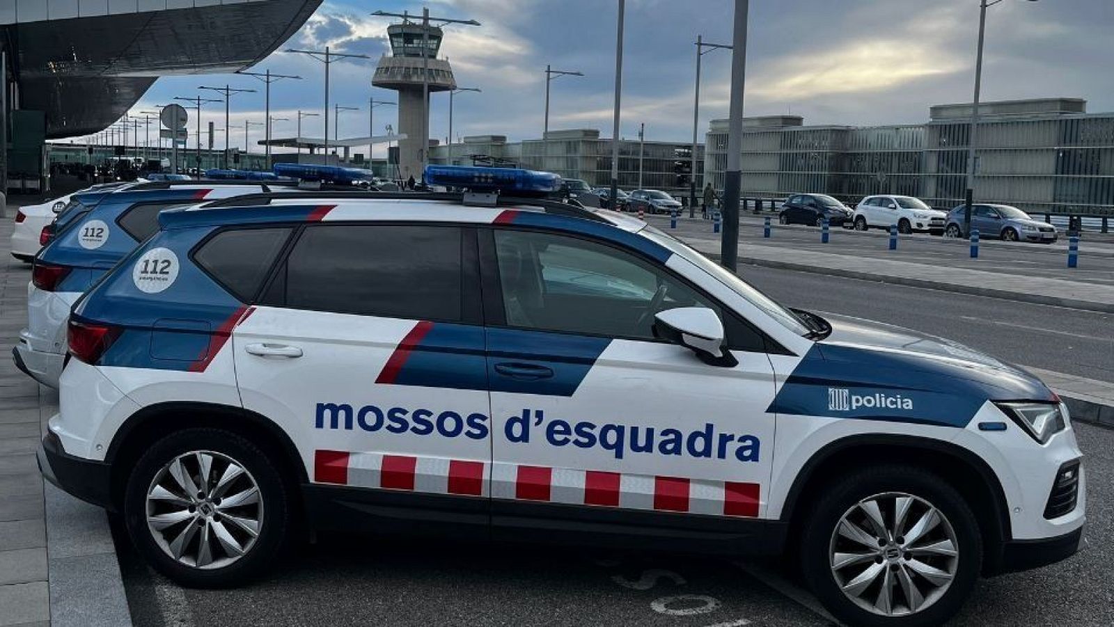 Cataluña gestionará la devolución de extranjeros y los Mossos participarán en la seguridad de puertos y aeropuertos - La hora de La 1 | Ver
