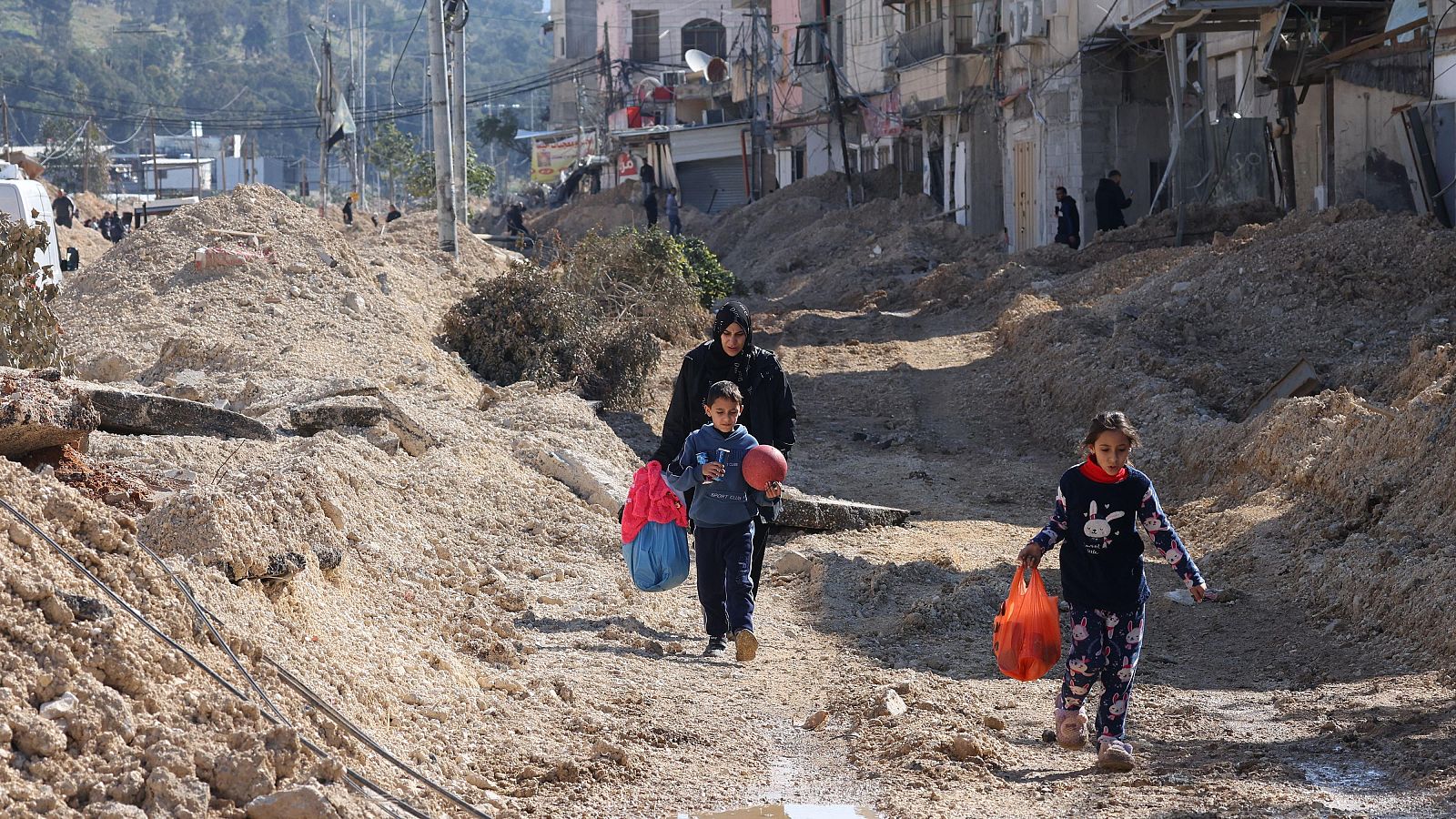 Los vecinos de Cisjordania siguen sufriendo la ocupación israelí | Ver