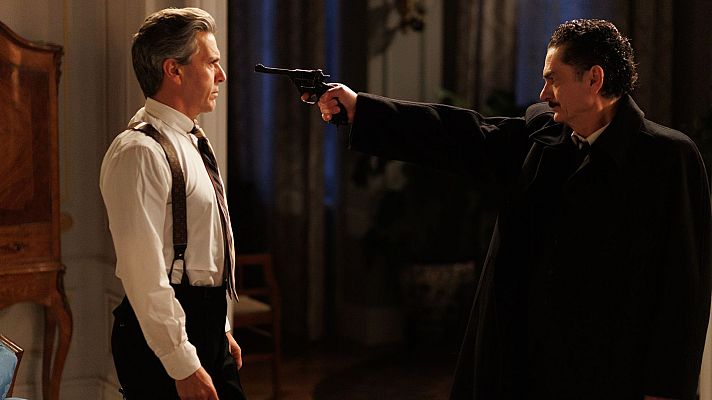 Salón de té La Moderna - Fermín intenta matar a Emiliano