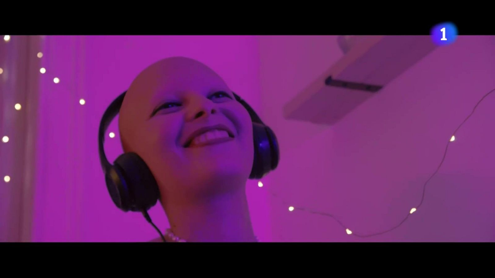 'Mujeres calvas': trencant el tabú de l’alopècia femenina - L'Informatiu | Veure