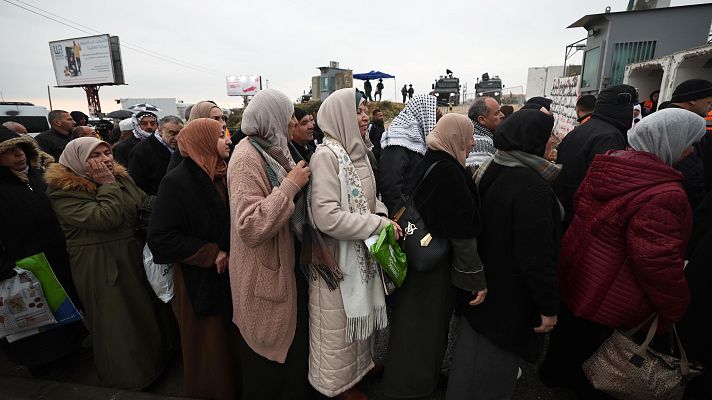 Telediario Fin de Semana - Más de 40.000 palestinos dejan sus casas en Cisjordania por la ofensiva israelí