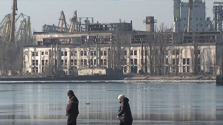 Moscú presenta un plan para reconstruir la acería Azovstal | Ver