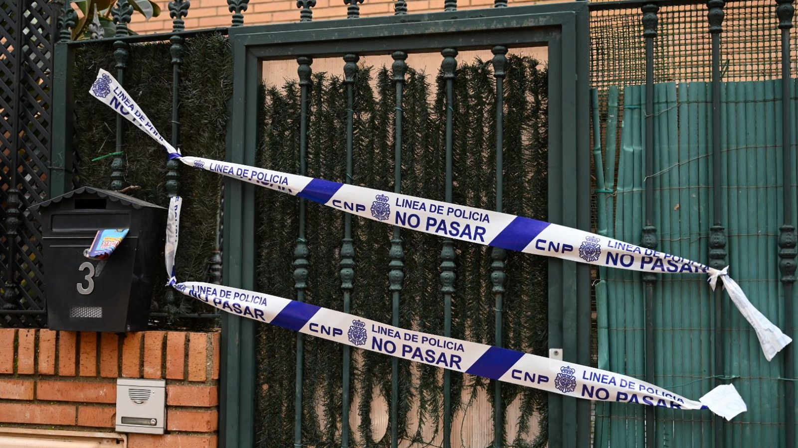 Badajoz: Detenidos tres menores por el asesinato de una educadora - Telediario 1 | Ver