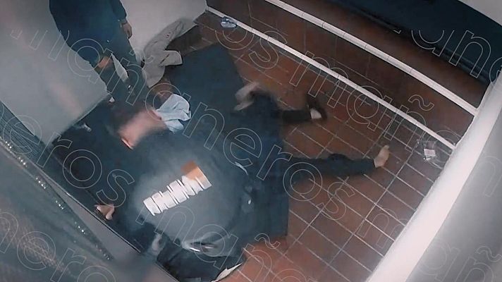 Mañaneros 360 - Brutal agresión policial en Fuengirola