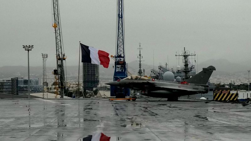 Las incógnitas de aplicar un "paraguas nuclear francés" sobre Europa | Ver