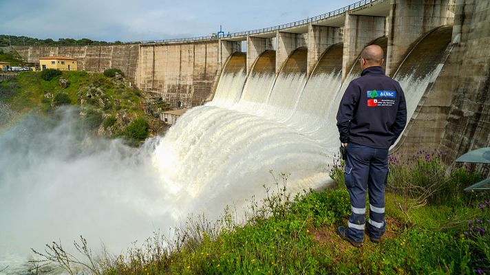 La lluvia llena los pantanos y aleja al fantasma de la sequía