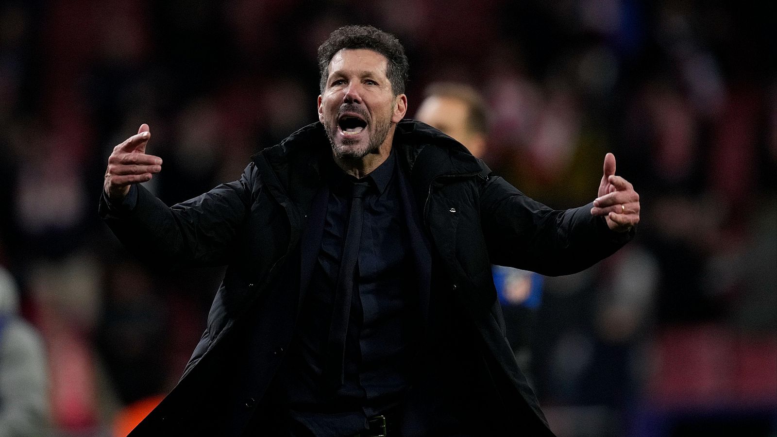 Simeone estalla: "Que levante la mano quien vea dos toques de Julián"
