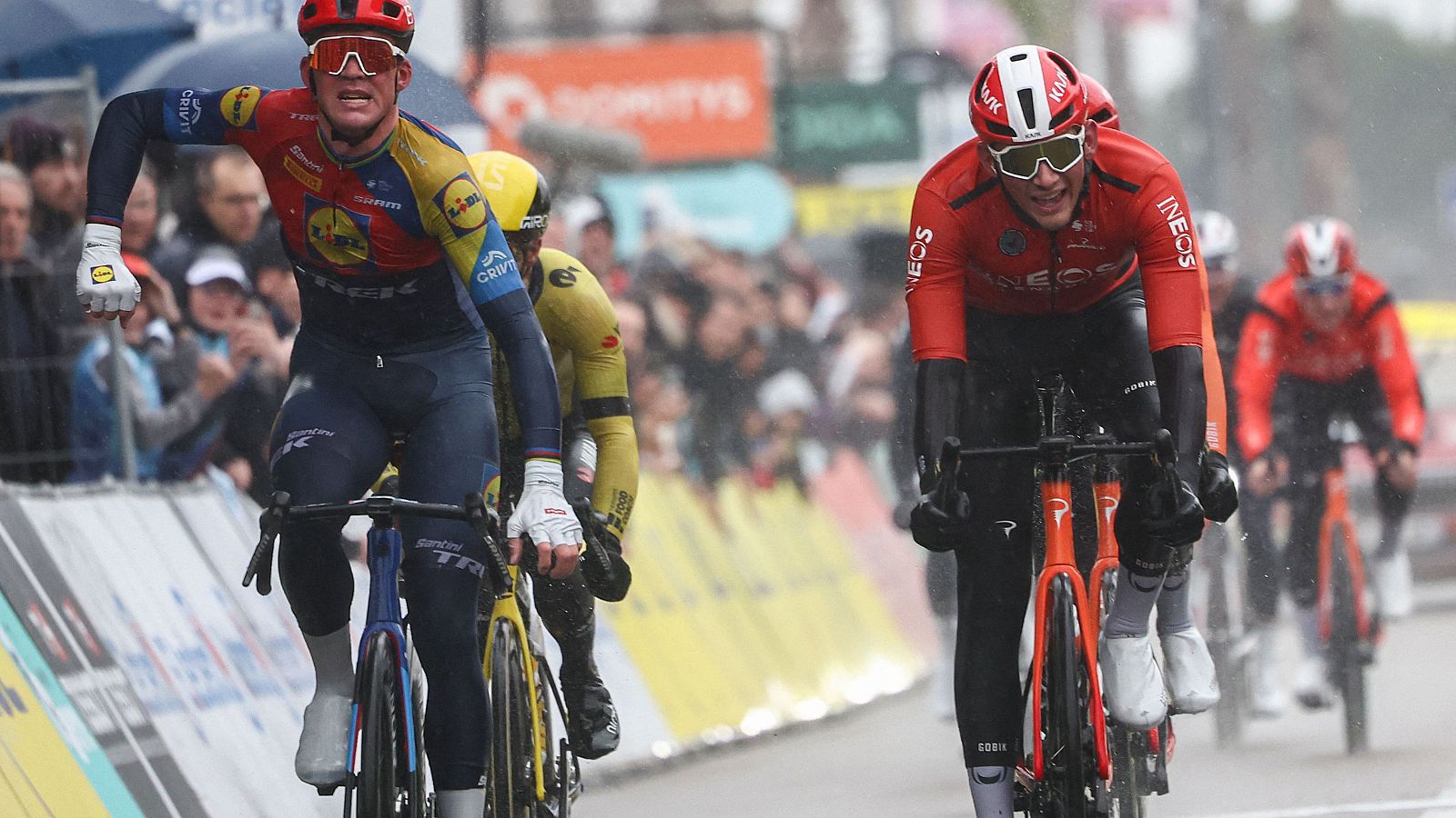 Mads Pedersen gana la sexta etapa de la París - Niza 2025