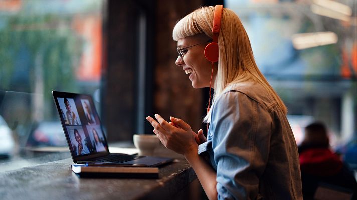 Telediario 2 - El teletrabajo: una práctica laboral que llegó con el covid-19 y continúa en la actualidad