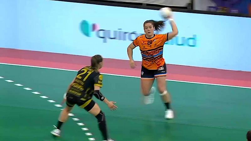 Balonmano - Copa de la Reina. 1 semifinal: BM Porrio - Super Amara Bera Bera - ver ahora