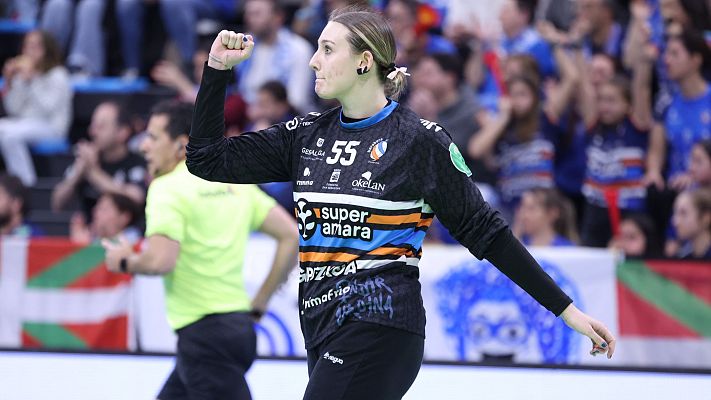 Balonmano - La exhibición de Lucía Prades en la portería da al Bera Bera su novena Copa de la Reina