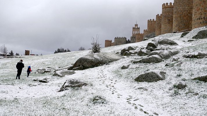 La nieve mantiene en alerta a cinco comunidades autónomas