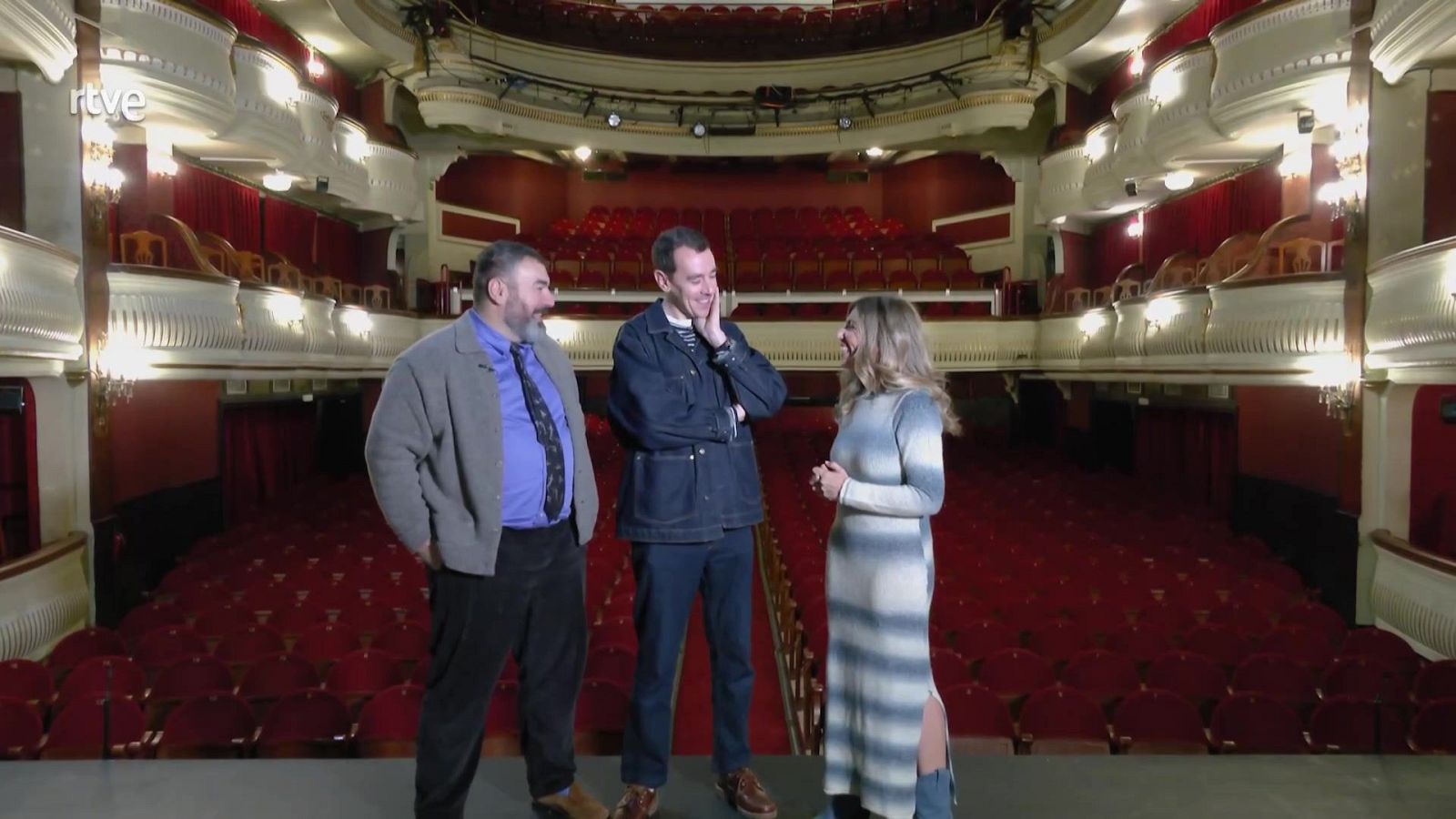 Terrícola de Honor: Pantomima Full - Aquí la Tierra | Ver