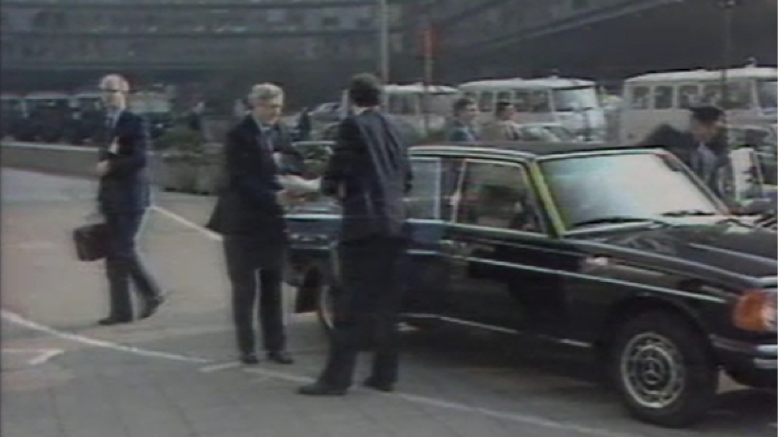 Entre la CEE i l'autonomia - Europa - Arxiu TVE Catalunya - Europa (1987, català) | Veure