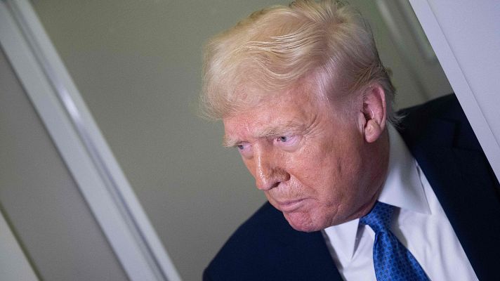 Informativo 24h - Trump hablará con Putin este martes sobre el final de la guerra de Ucrania