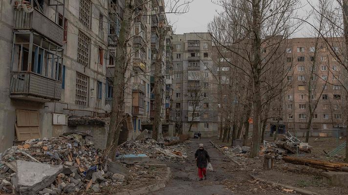 Ucrania y Rusia ponen en duda la viabilidad de la tregua - Telediario 1 | Ver