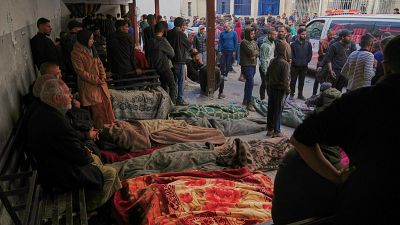 Israel rompe la tregua con Gaza y mata a más de 400 personas