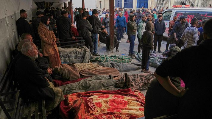 Telediario 1 - Israel rompe la tregua con Gaza y mata a más de 400 personas