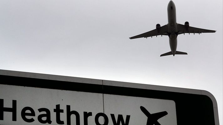 La hora de La 1 - Pau Marí (controlador aéreo), sobre el cierre del aeropuerto de Heathrow: "Puede tardar cuatro o cinco días en volver a operar normal"