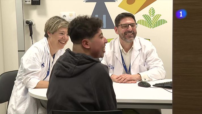 L'Informatiu - Vall d'Hebron realitza el primer trasplantament pediàtric simultani de cor i fetge a Espanya