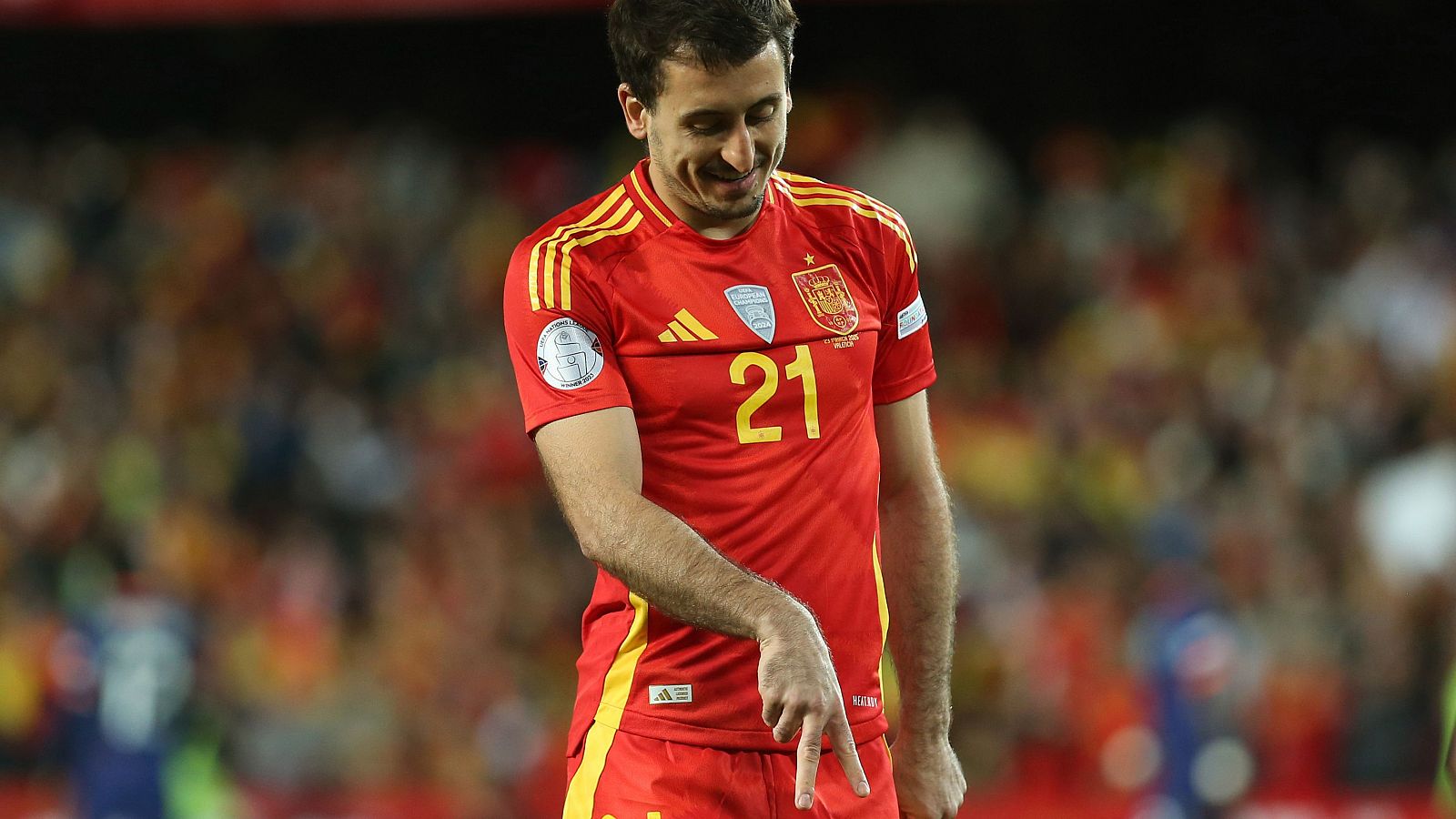 Oyarzabal marca el primero de España contra Países Bajos de penalti