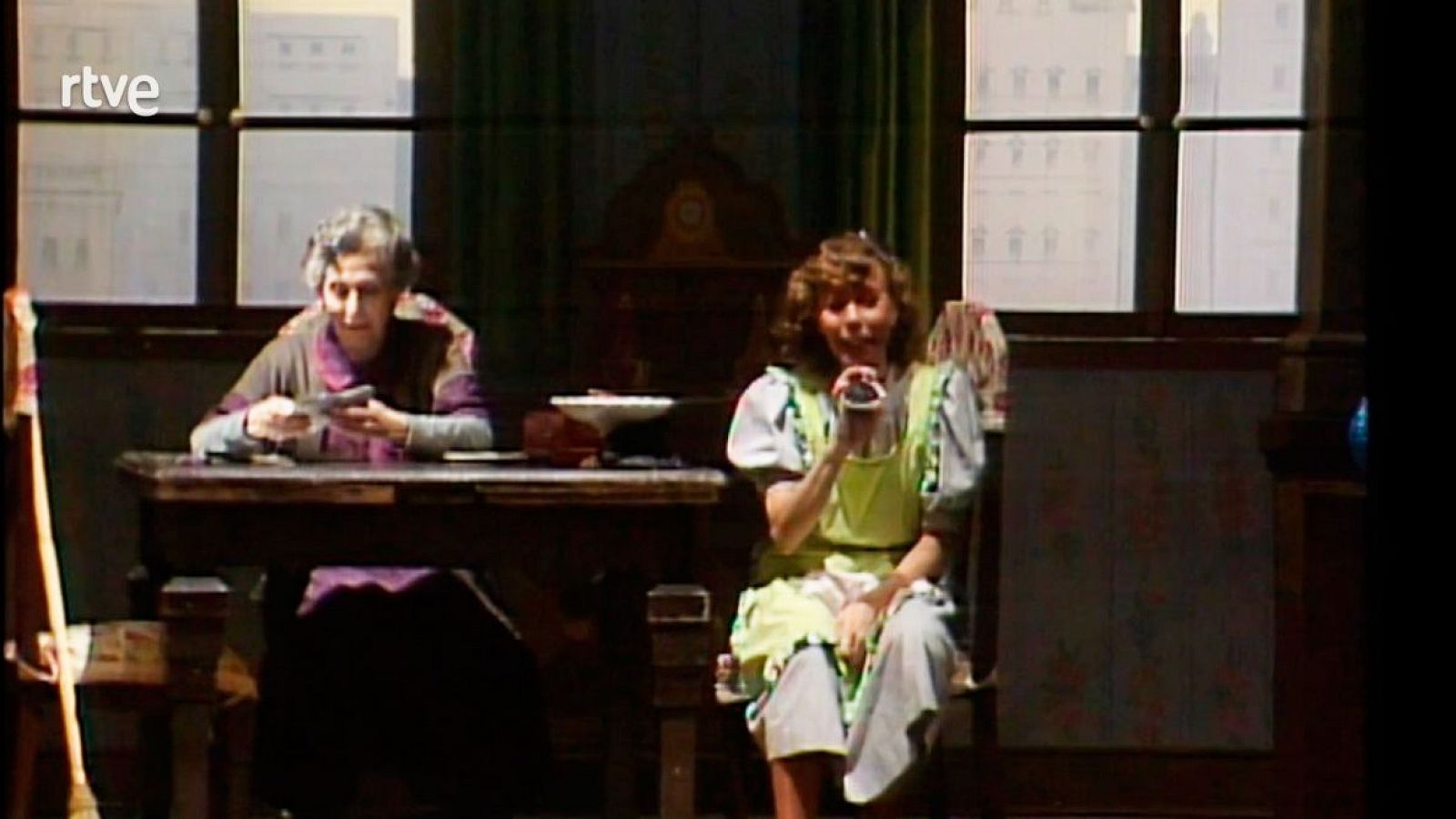 Arxiu TVE Catalunya - Congrés Internacional de Teatre a Catalunya - Françoise Gründ, Rodolf Sirera, Georges Schlocker, Carlo Bosso, Honorio García i Els Comediants