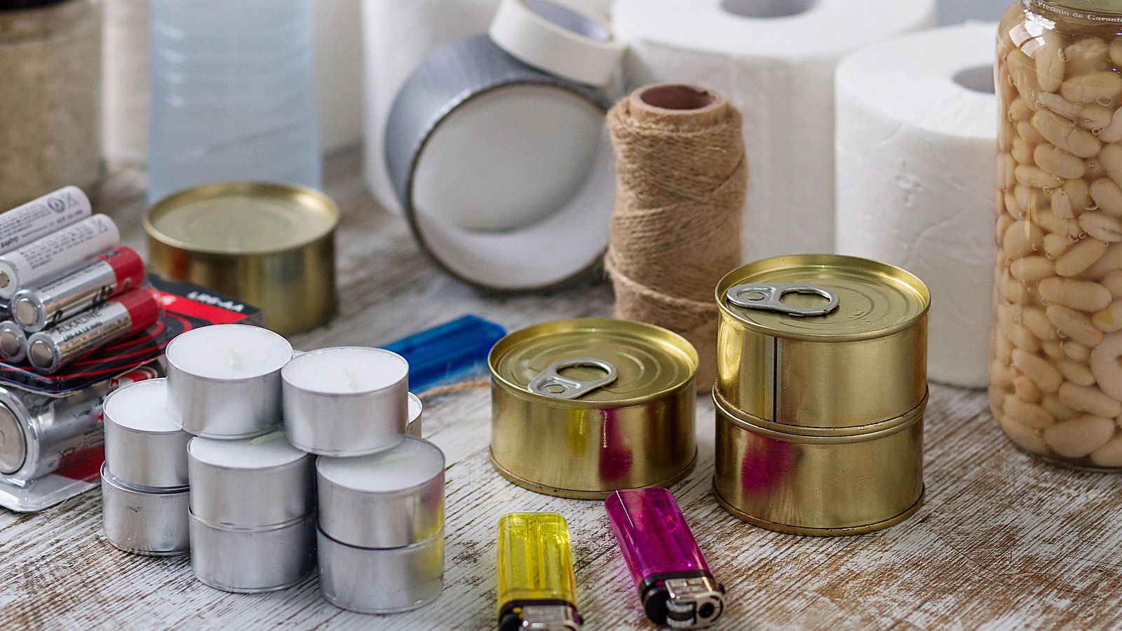 ¿Qué llevar en un kit de supervivencia de 72 horas? - Telediario 1 | Ver