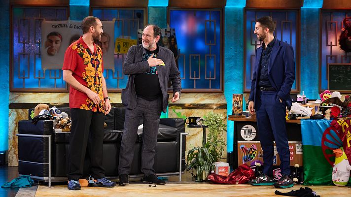 La Revuelta - Karra Elejalde y Elvis Crespo