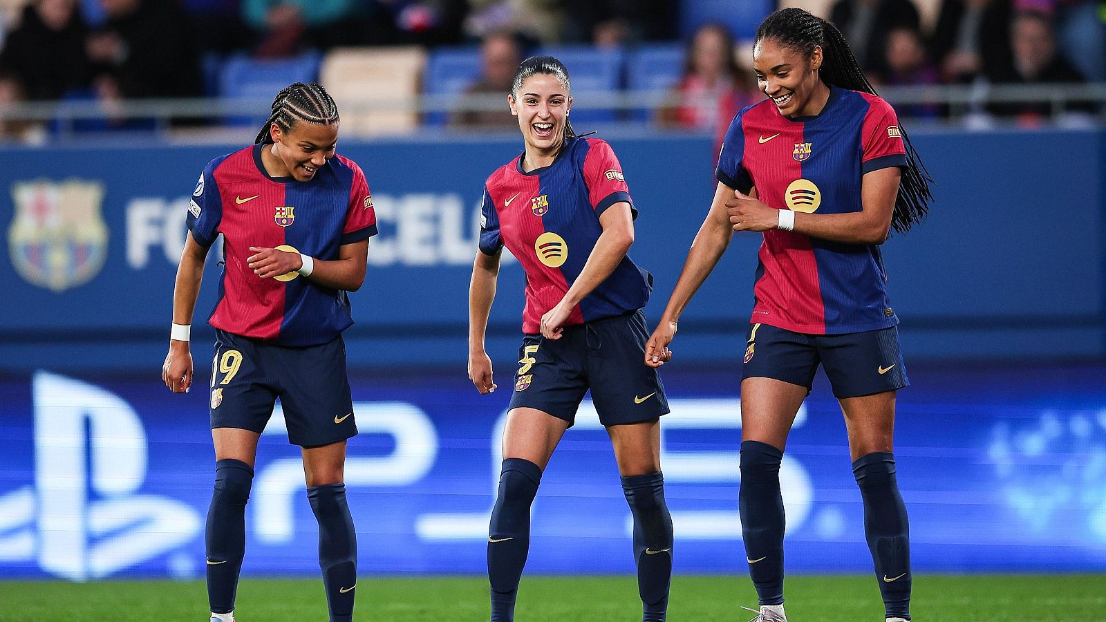 Claudia Pina y Salma Paralluelo ponen en valor el pase del Barça a semifinales - Fútbol | Ver