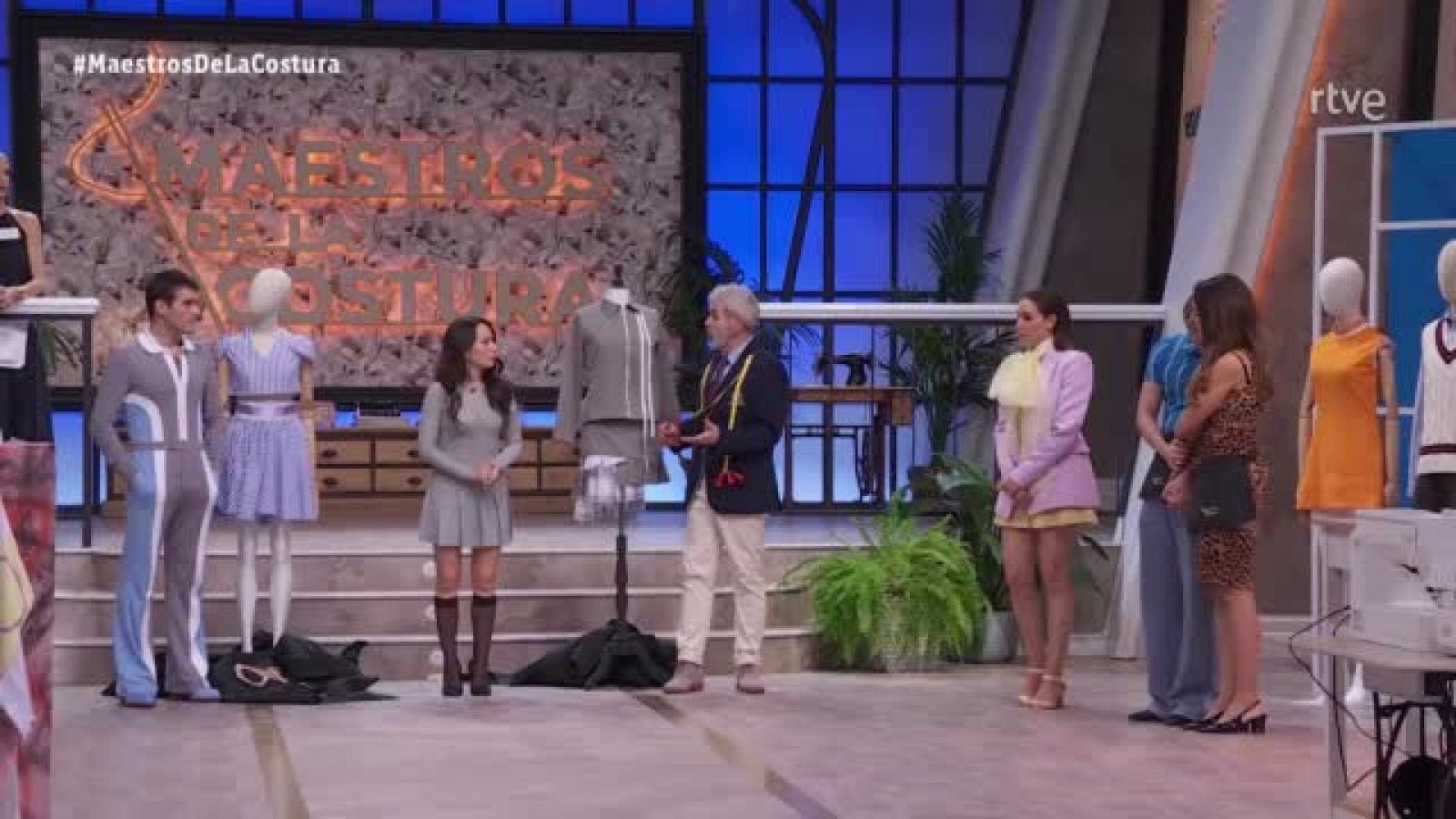Sorpresa en Maestros de la Costura Celebrity: ¿Qué se ha decidido en la última expulsión? - Maestros de la costura Celebrity | Ver
