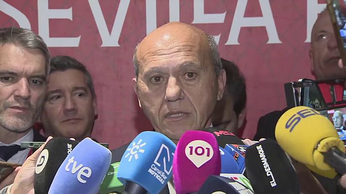 Tensa junta de accionistas del Sevilla: Del Nido Carrasco salva la votación y su padre anuncia acciones legales