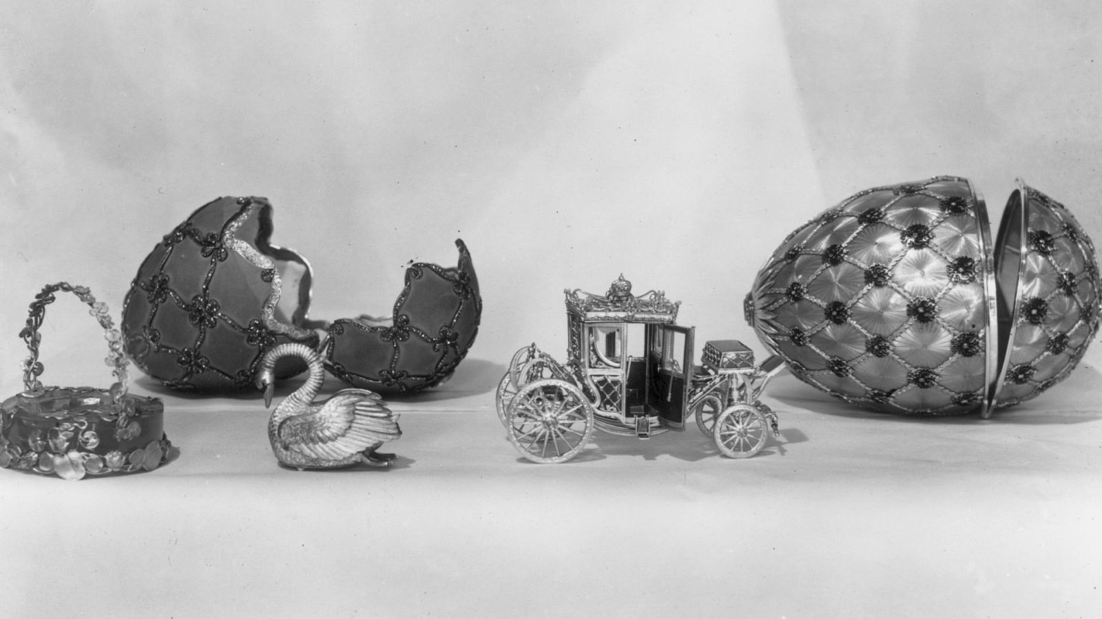 En busca del arte perdido - Episodio 2: A la caza de los huevos de Fabergé - ver ahora