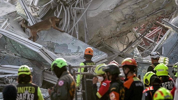 Fin de semana 24h - Birmania y Tailandia tratan de rescatar a las personas sepultadas por el terremoto