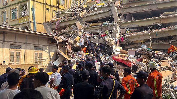 Telediario Fin de Semana - Las fuerzas prodemocráticas piden una tregua en Birmania para rescatar supervivientes