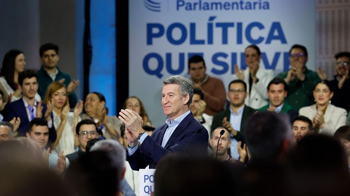 Telediario Fin de Semana - Feijóo dice que Sánchez debe "someterse a las Cortes o a las urnas"