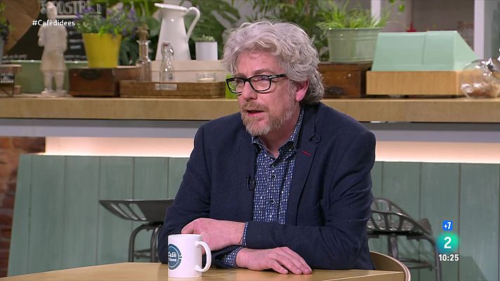 Cafè d'idees - Santi Giménez presenta el llibre 'Hem trepitjat merda'