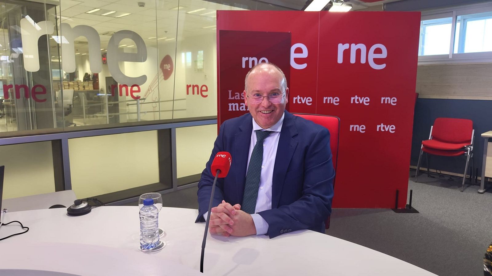 Miguel Tellado (PP) critica que Pedro Sánchez sea incapaz de llevar al Congreso los PGE o un plan de rearme: "No tiene socios que le acompañen" - Escuchar ahora