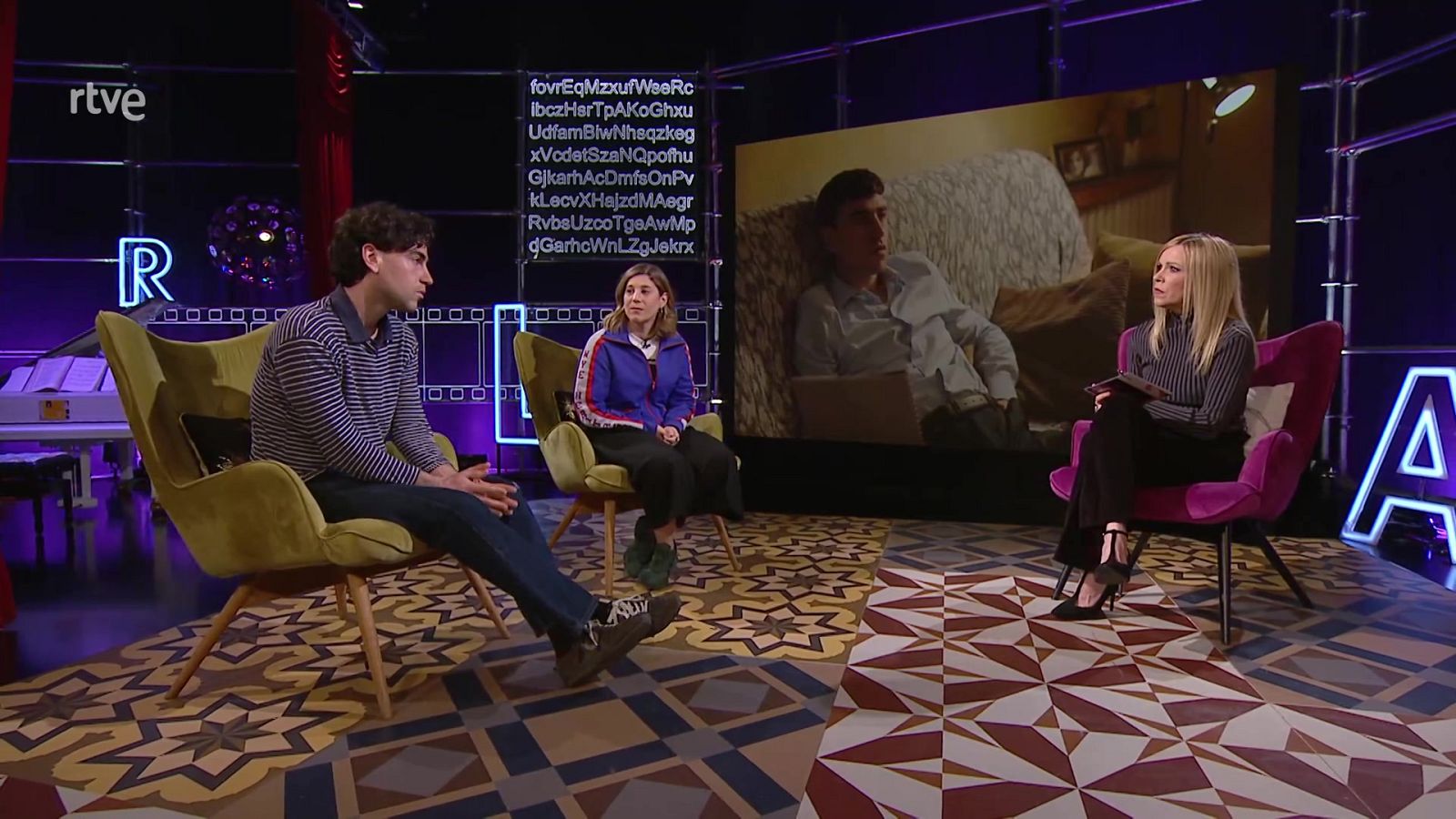 Culturas 2 - Gemma Blasco, Ángela Cervantes y Àlex Monner - ver ahora