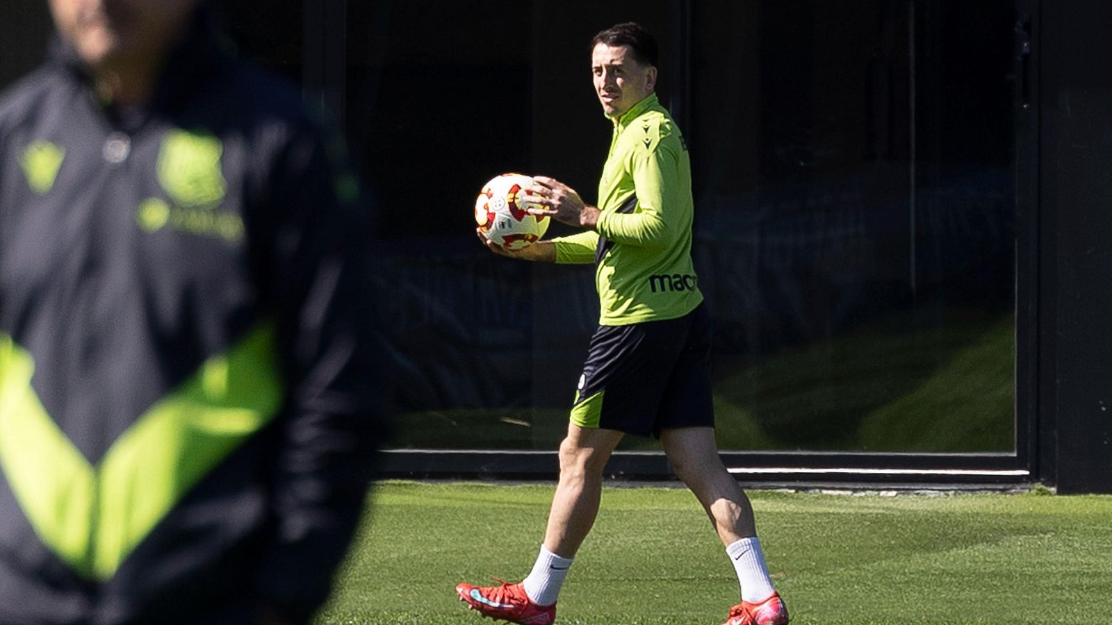 Oyarzabal se retira del entrenamiento, pero estará ante el Real Madrid - Copa del Rey | Ver