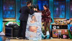 La Revuelta | Dulceida da el "sí quiero" a David Broncano