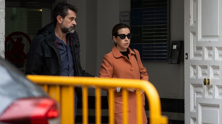 Telediario 1 - Una testigo admite que dio 20.000 dólares en efectivo al hermano de Koldo por orden de un socio de Aldama