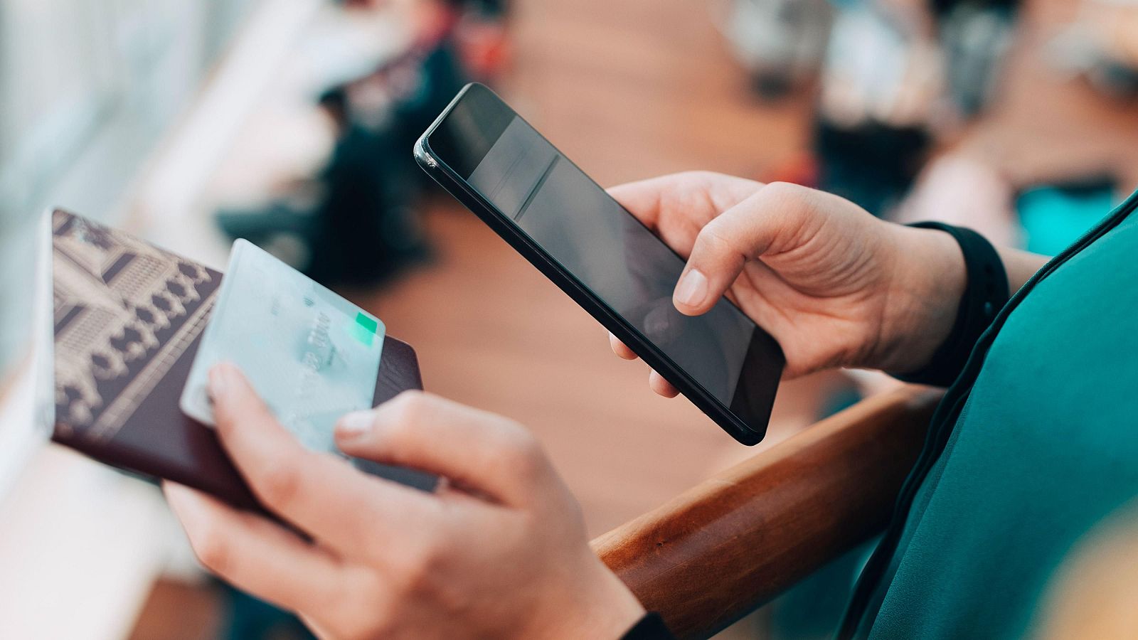 El Gobierno aprueba el nuevo DNI digital, que permitirá la identificación segura desde el teléfono móvil | Ver