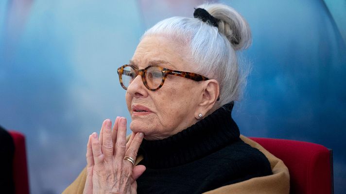 La noche en 24h - Lola Herrera, actriz: "Me parte el alma la desconsideración que hay en nuestra sociedad hacia los mayores"