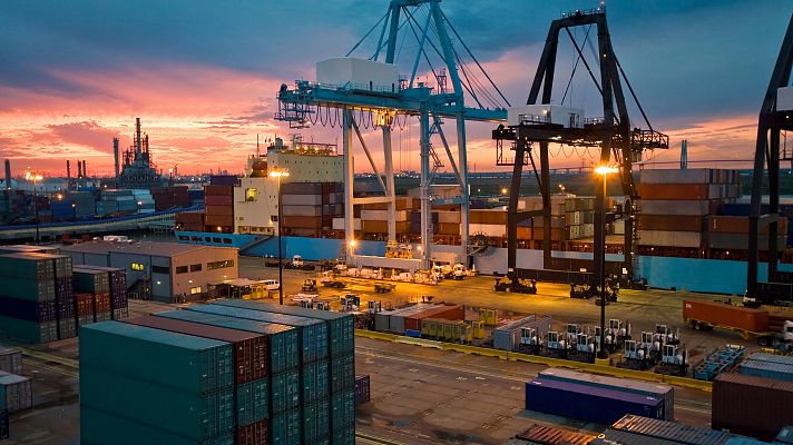 Informativo 24h - Enrique Feás, investigador del Real Instituo Elcano, sobre los aranceles de EE.UU.: "Es un suicidio económico"