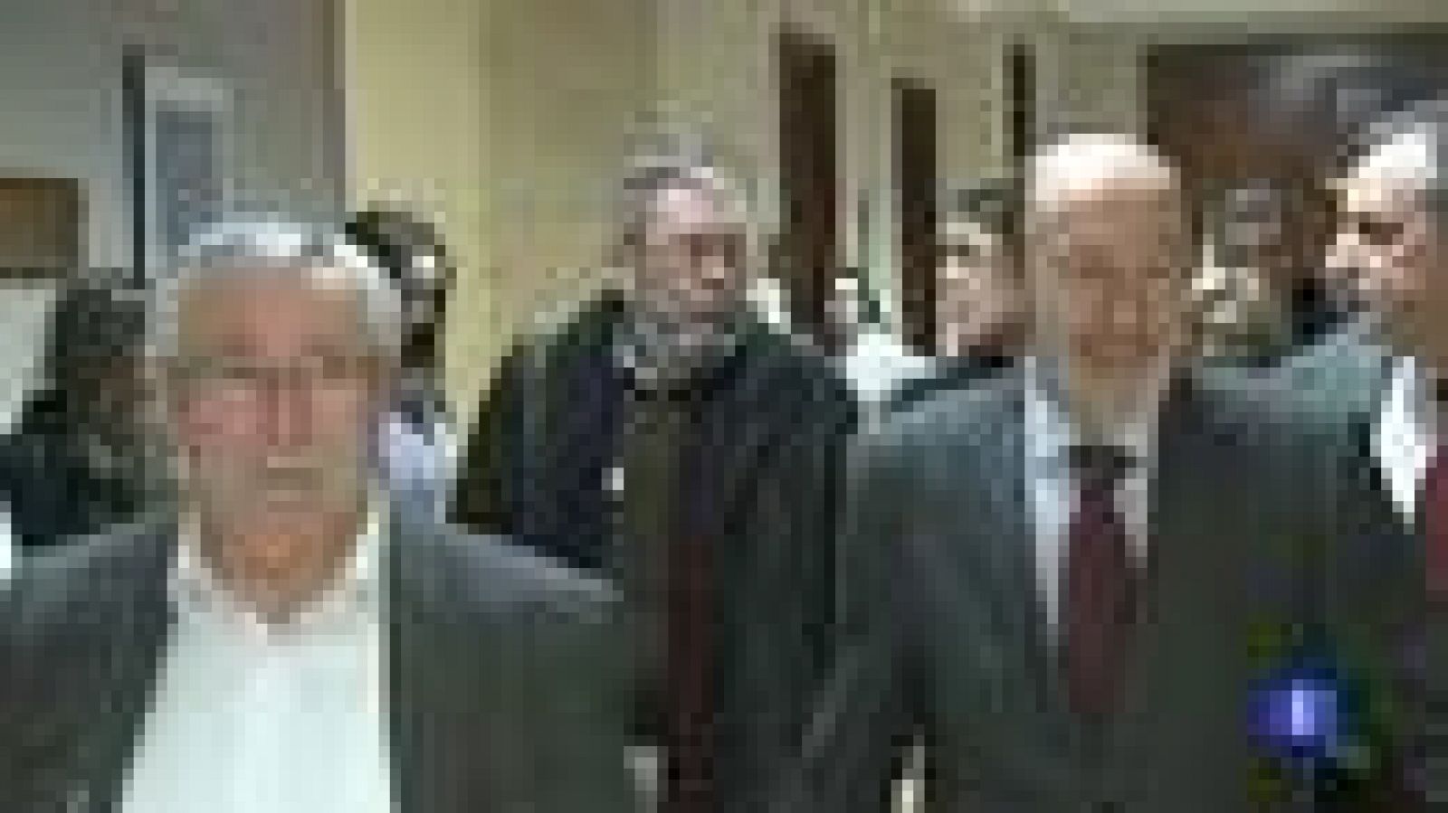 CC.OO., UGT y PSOE piden un cambio de política al Gobierno