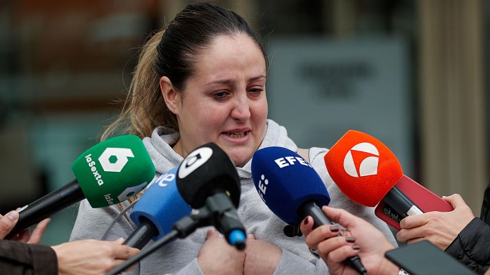 Modo Digital - Una vecina de Sedaví arrastrada por la corriente el día de la dana: "No llegué a tocar el suelo, el agua me succionó debajo del coche"