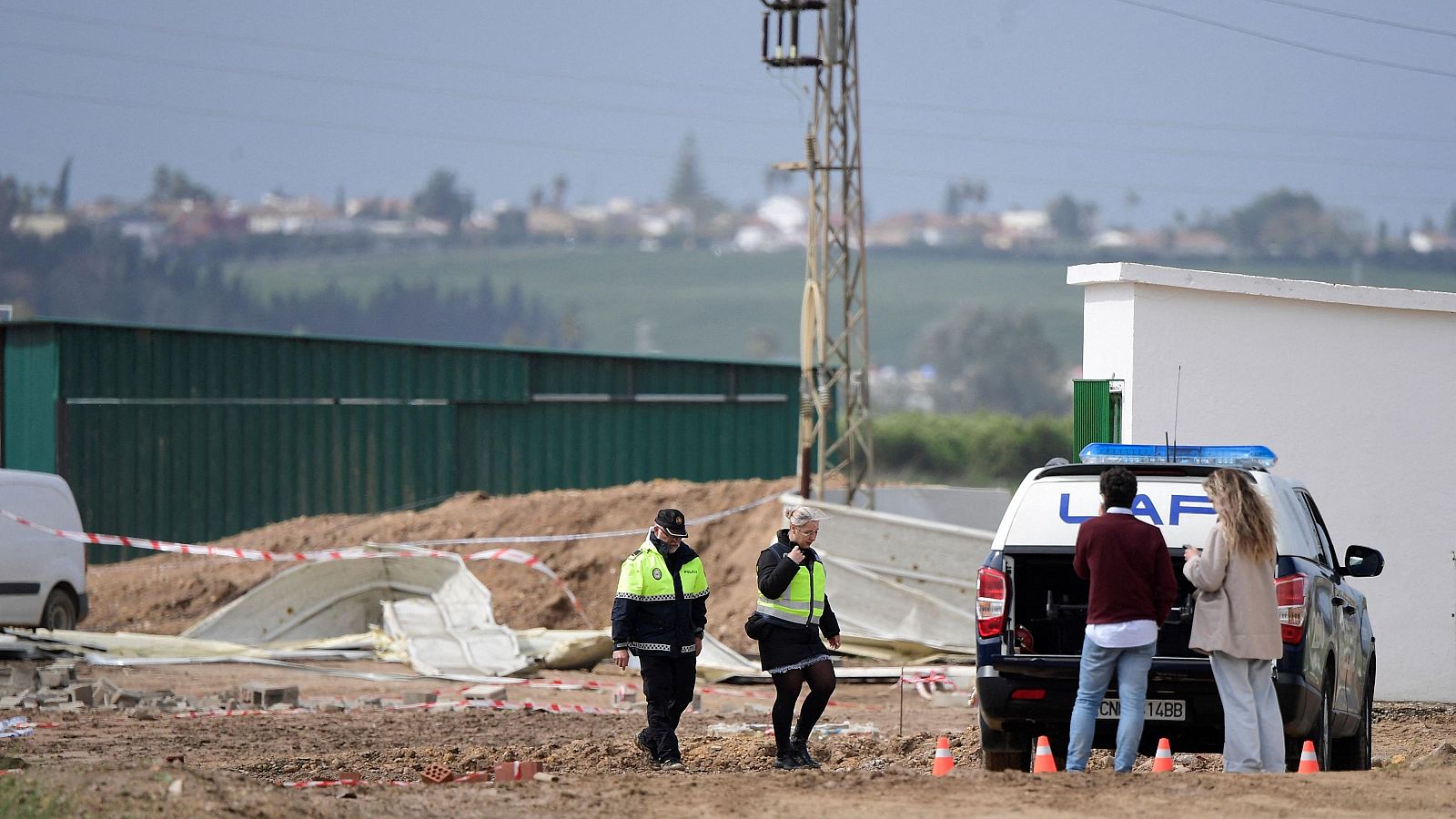 La borrasca Nuria deja tres muertos en Coria del Río, Sevilla | Ver
