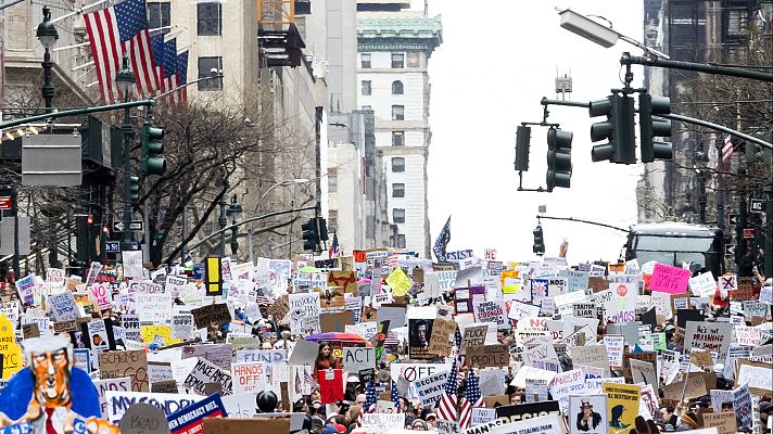Telediario Fin de Semana - Manifestaciones en Estados Unidos contra las políticas de Trump