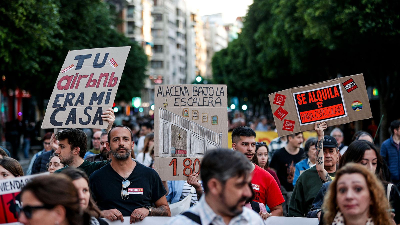 Miles de personas salen a la calle por un derecho básico: poder pagar o alquilar una casa