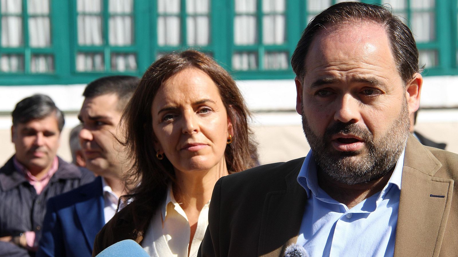 La guerra comercial de Trump centra la política española